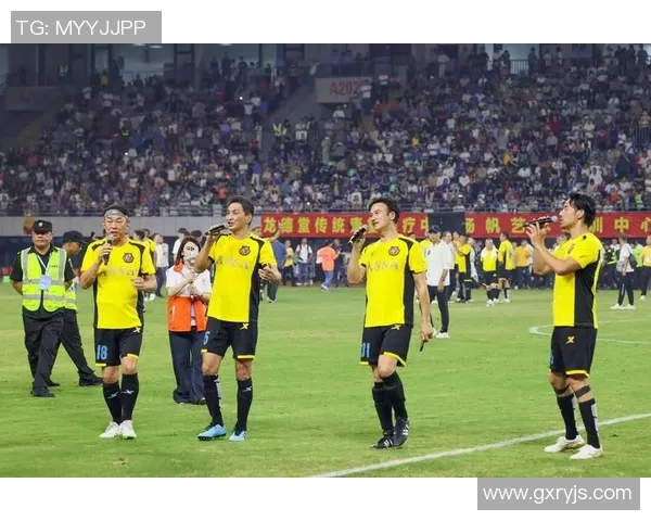 足球明星与队友孩子的友谊与成长故事分享