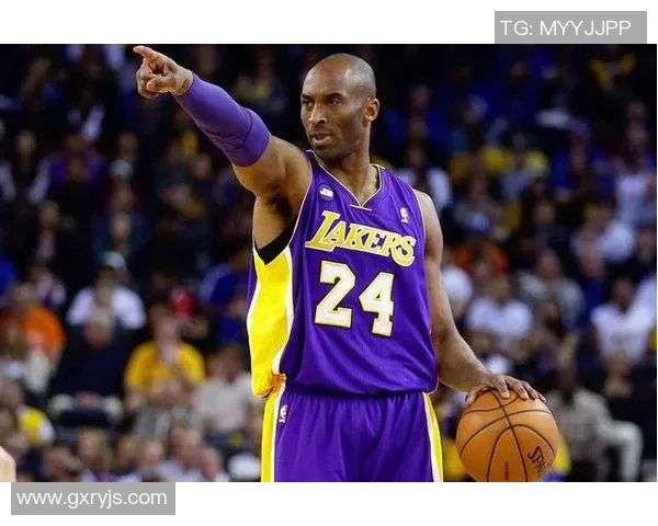 足球界众星齐聚悼念科比致敬传奇精神与无畏拼搏精神