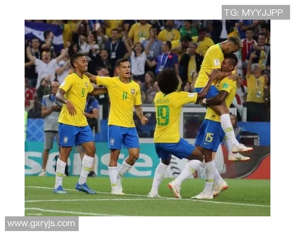 重庆羽毛球队在世界杯中的团队协作表现分析与点评