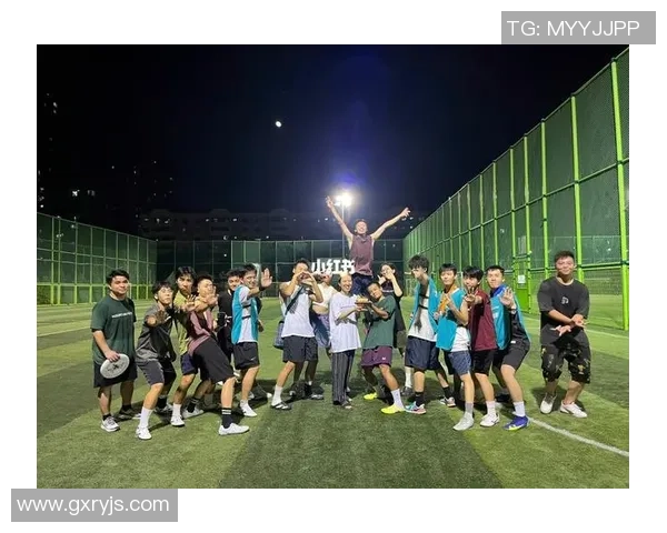 赛后复盘:上海飞盘队 vs 南京飞盘队的团队协作 赛后复盘:上海飞盘队 vs 南京飞盘队的团队协作